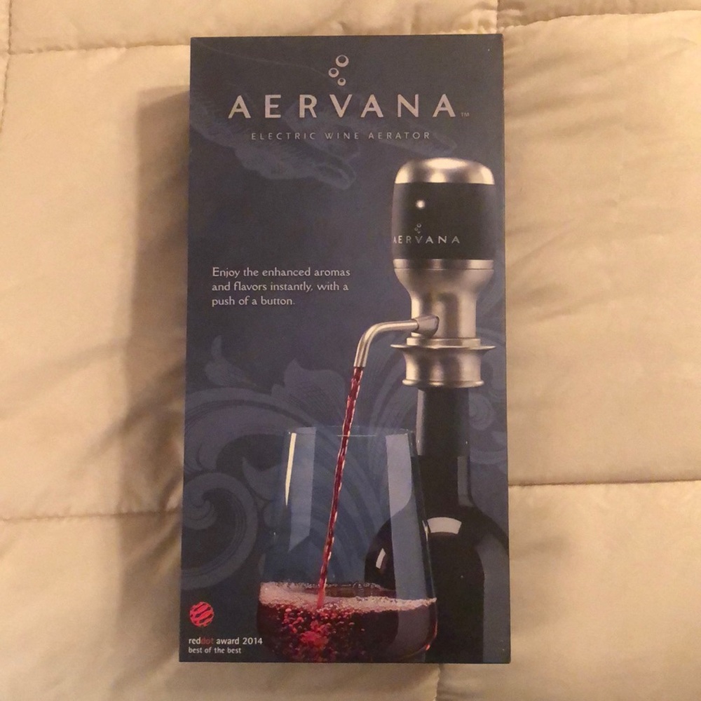 Electric wine aerator